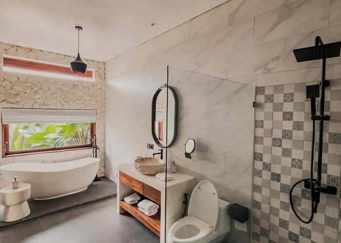 Private With Pool, Bathtub, Rice Field & Jungle Views Villa