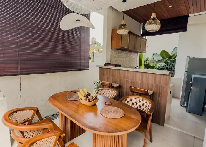 Private With Pool, Bathtub, Rice Field & Jungle Views Villa *