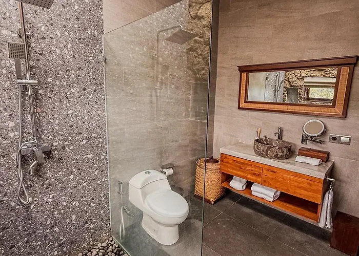 Private With Pool, Bathtub, Rice Field & Jungle Views Ubud